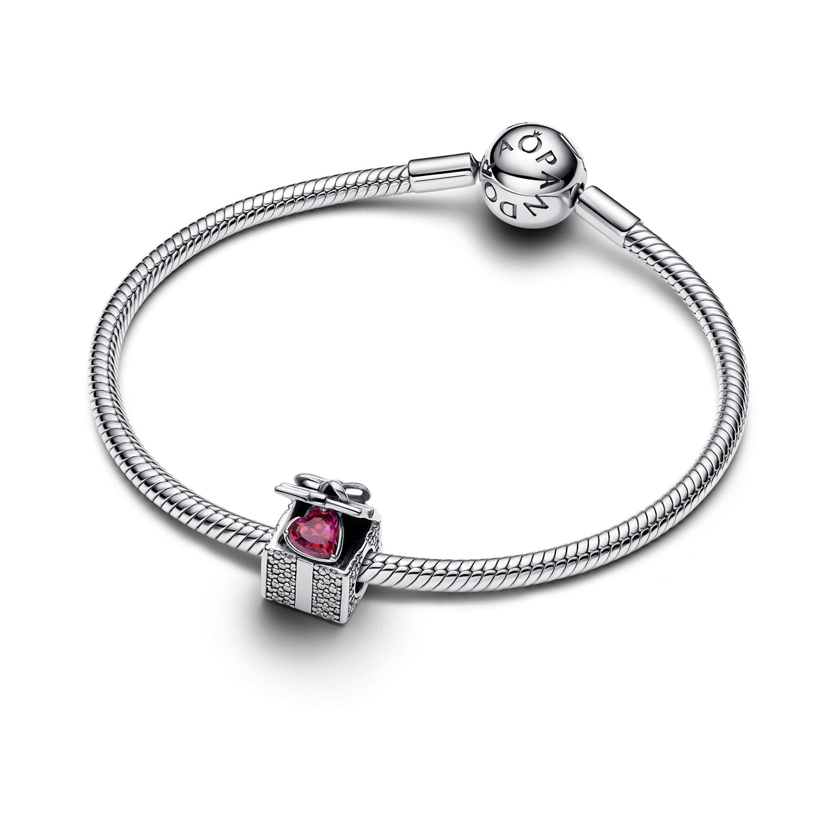 Pandora Jewelry Set Featuring Sparkling Gift Box