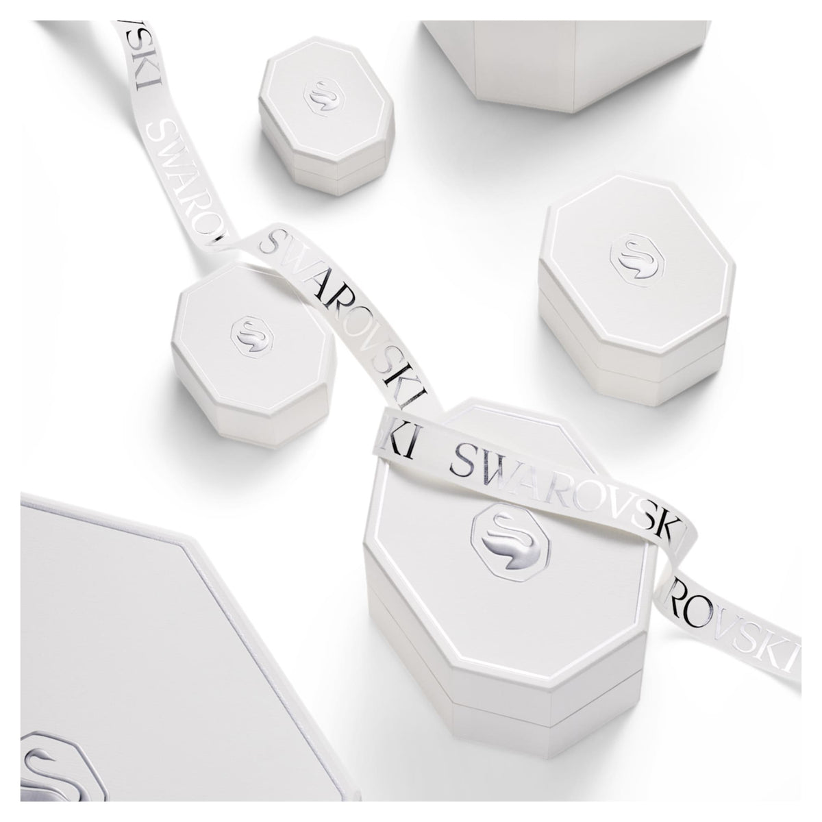 Swarovski Eternity solitaire ring Lab-grown diamonds 1 ct tw, Pear shape, 14K white gold