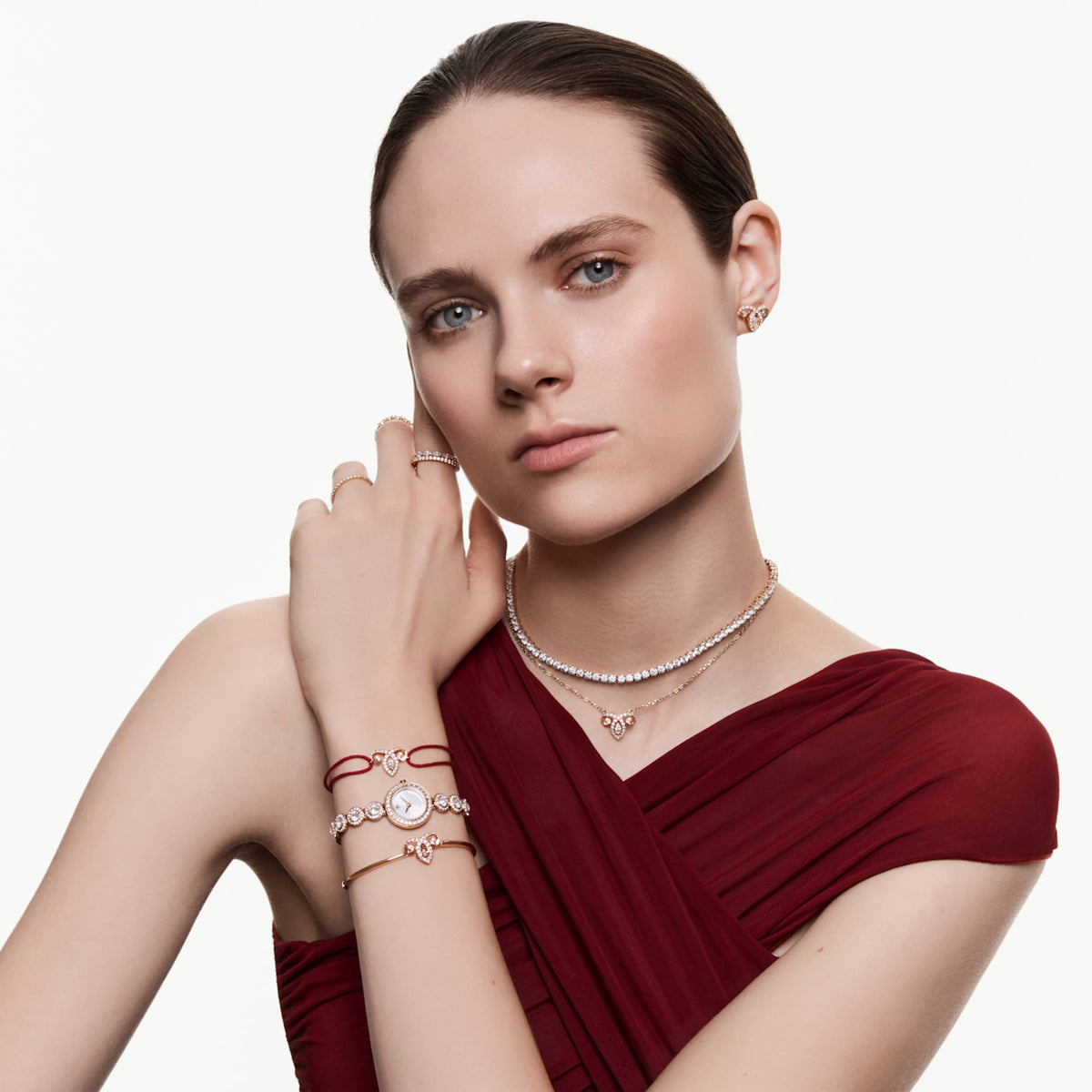 Swarovski Matrix Vittore ring with white round-cut accents and an 18K gold finish