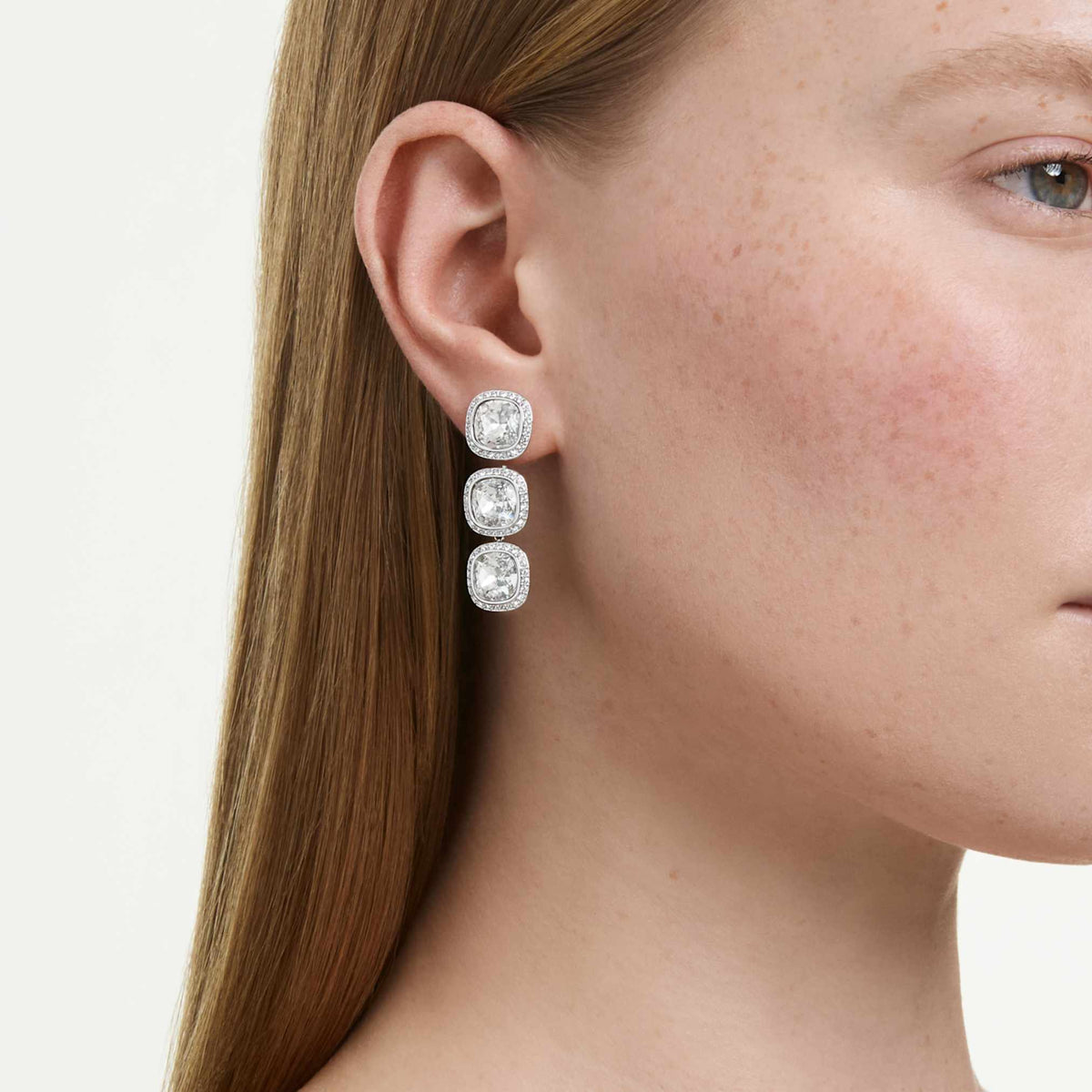 Swarovski Una Angelic earrings with white cushion-cut accents and rhodium plating