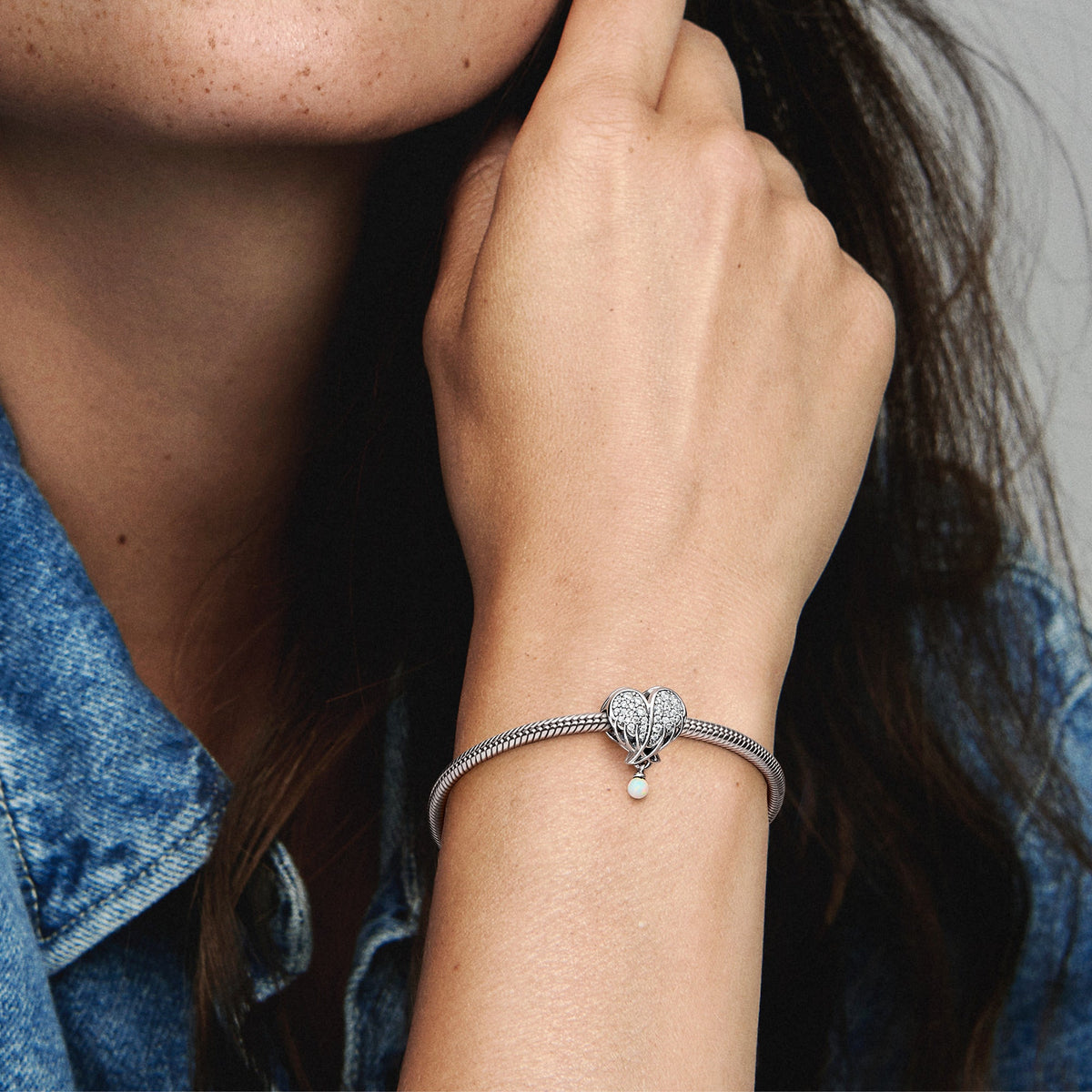 Pandora Charm Featuring Sparkling Angel Wings & Heart