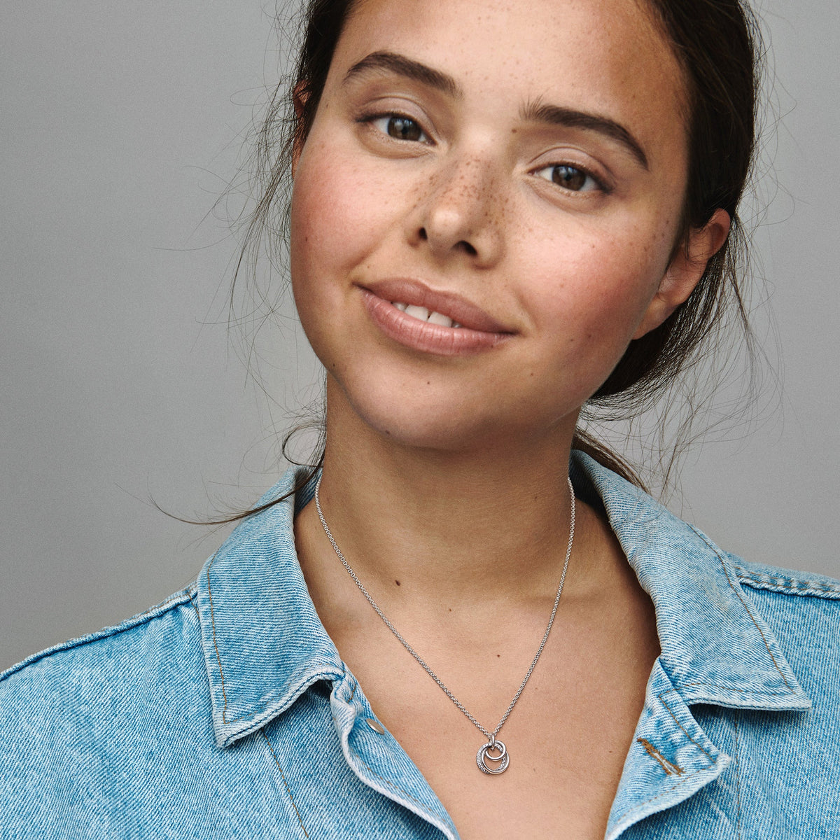 Pandora Necklace Featuring Family Always Encircled