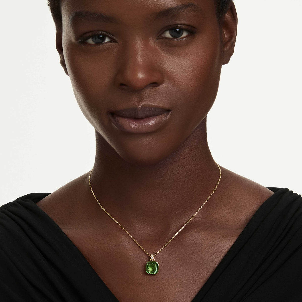 Swarovski Millenia pendant Cushion cut, Green, 18K gold finish